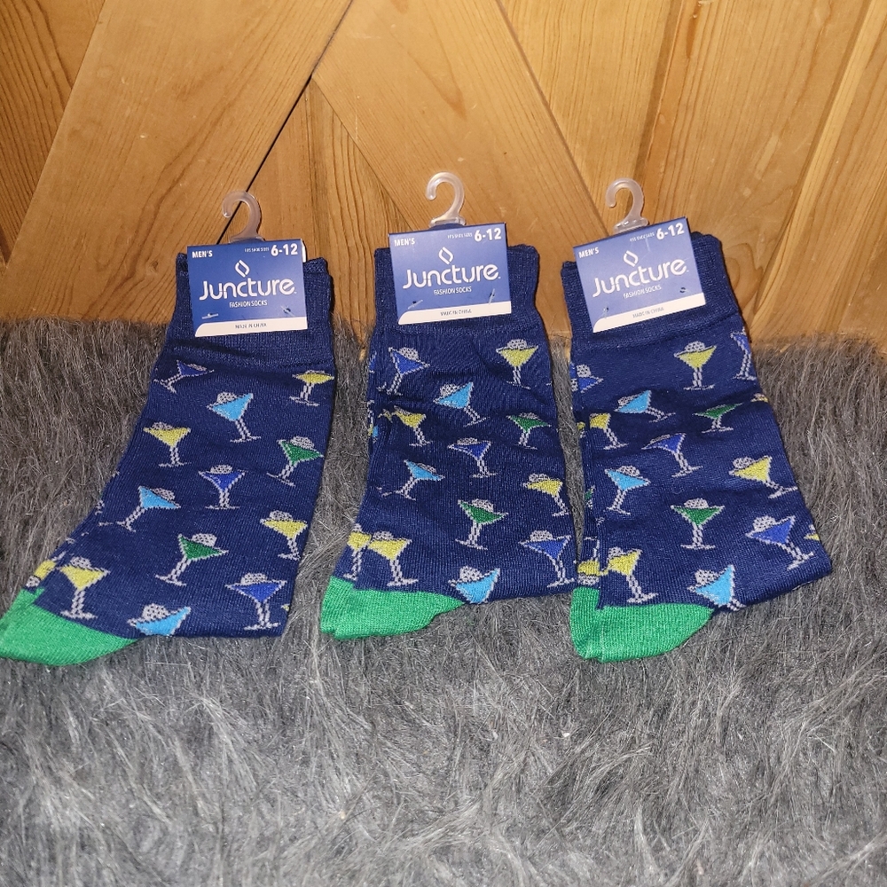Juncture Mens Crew Socks Martinis Size 6-12